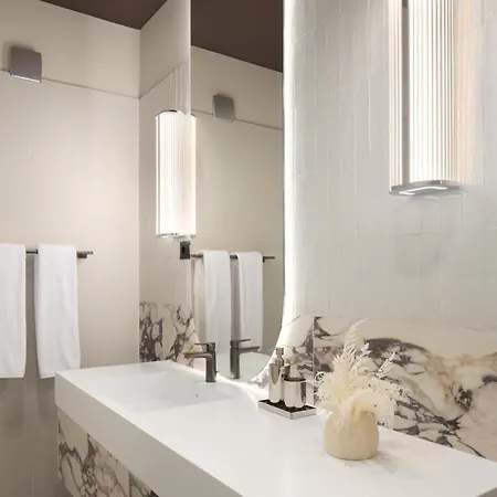 招待所 Amelie Luxury 4*