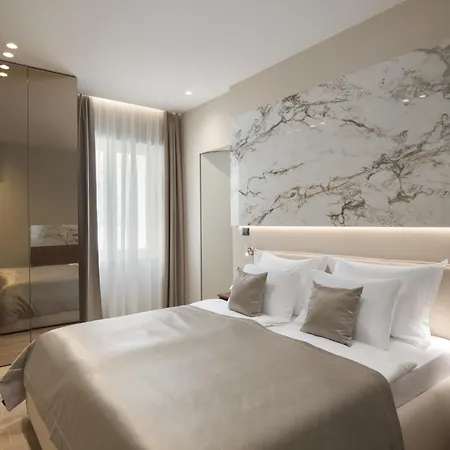 Amelie Luxury