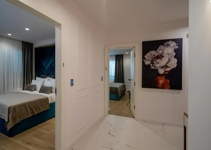 Amélie Luxury Pensión Split