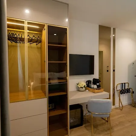 Amelie Luxury Πανσιόν 4*