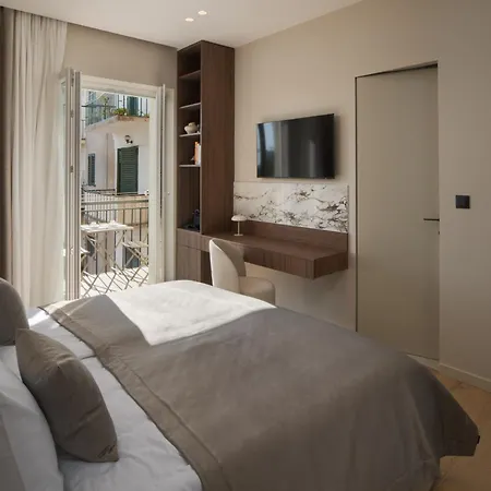 Amelie Luxury